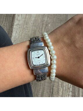 Bingham Womens Silver-Tone Quartz Watch With Stainless Steel Back & Intricate Cu